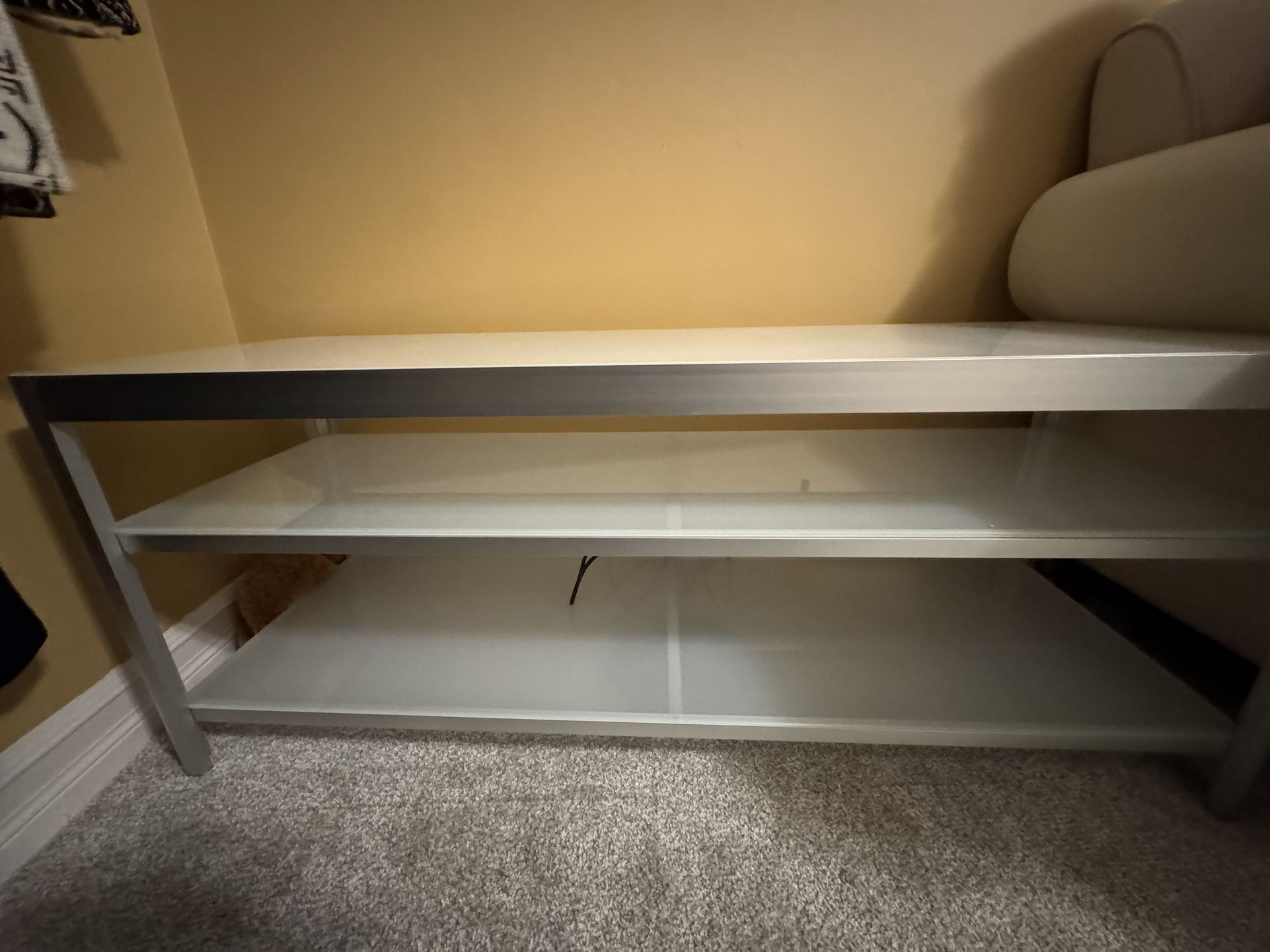 TV stand 
