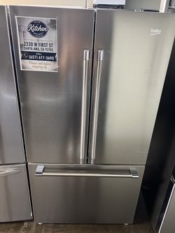 NEW OPEN BOX BEKO COUNTER DEPTH FRENCH STYLE REFRIGERATOR