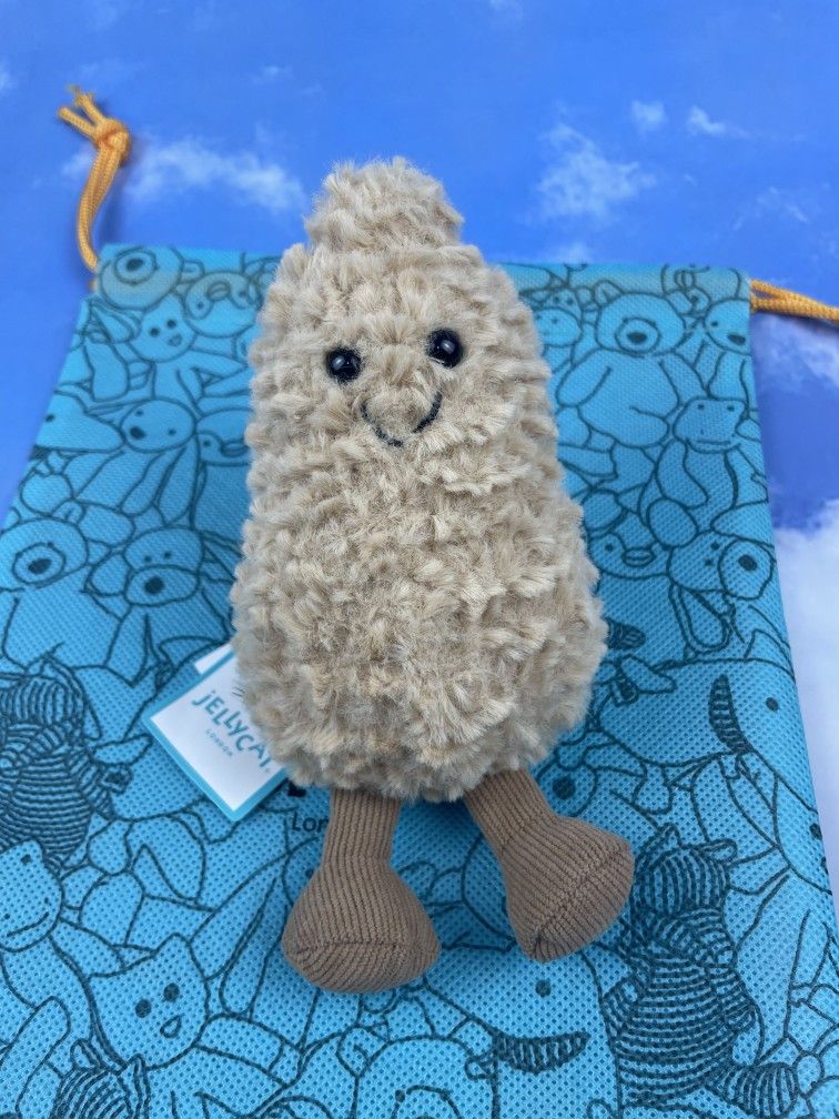 Jellycat amuseables peanut. BNWT, Rare, HTF, Fast Shipping (price firm)