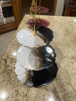 Handmade resin 3-tiered tray - unique gift idea!