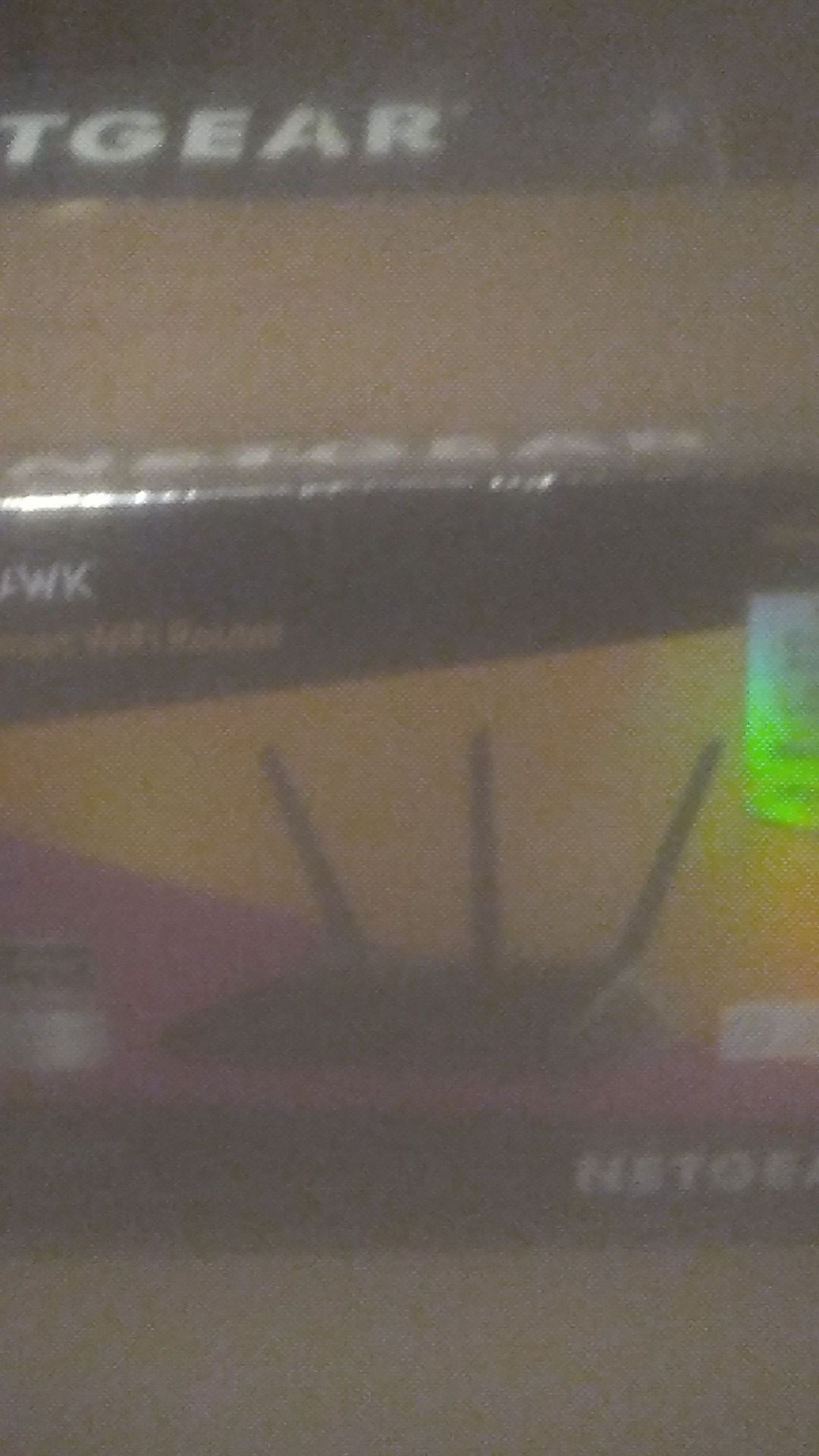 Netgear . NIGHTHAWK AC2300 SMART WIFI ROUTER