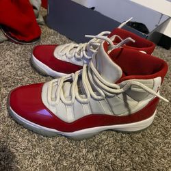 Jordan 11 Cherry Red Size [10.5] Clean w/ Box