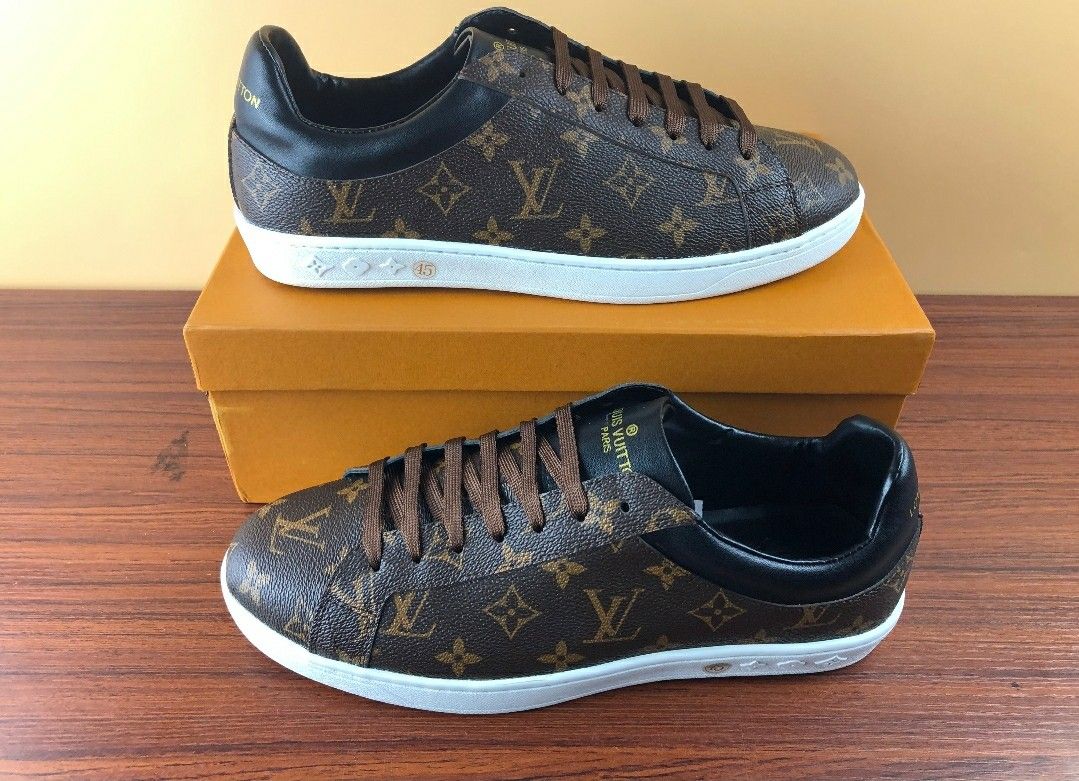 LV Louis Vuitton Designer Shoes Sneakers Brand New!