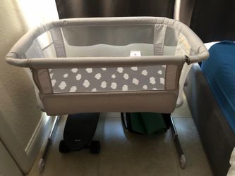 Baby Delight Bedside Bassinet