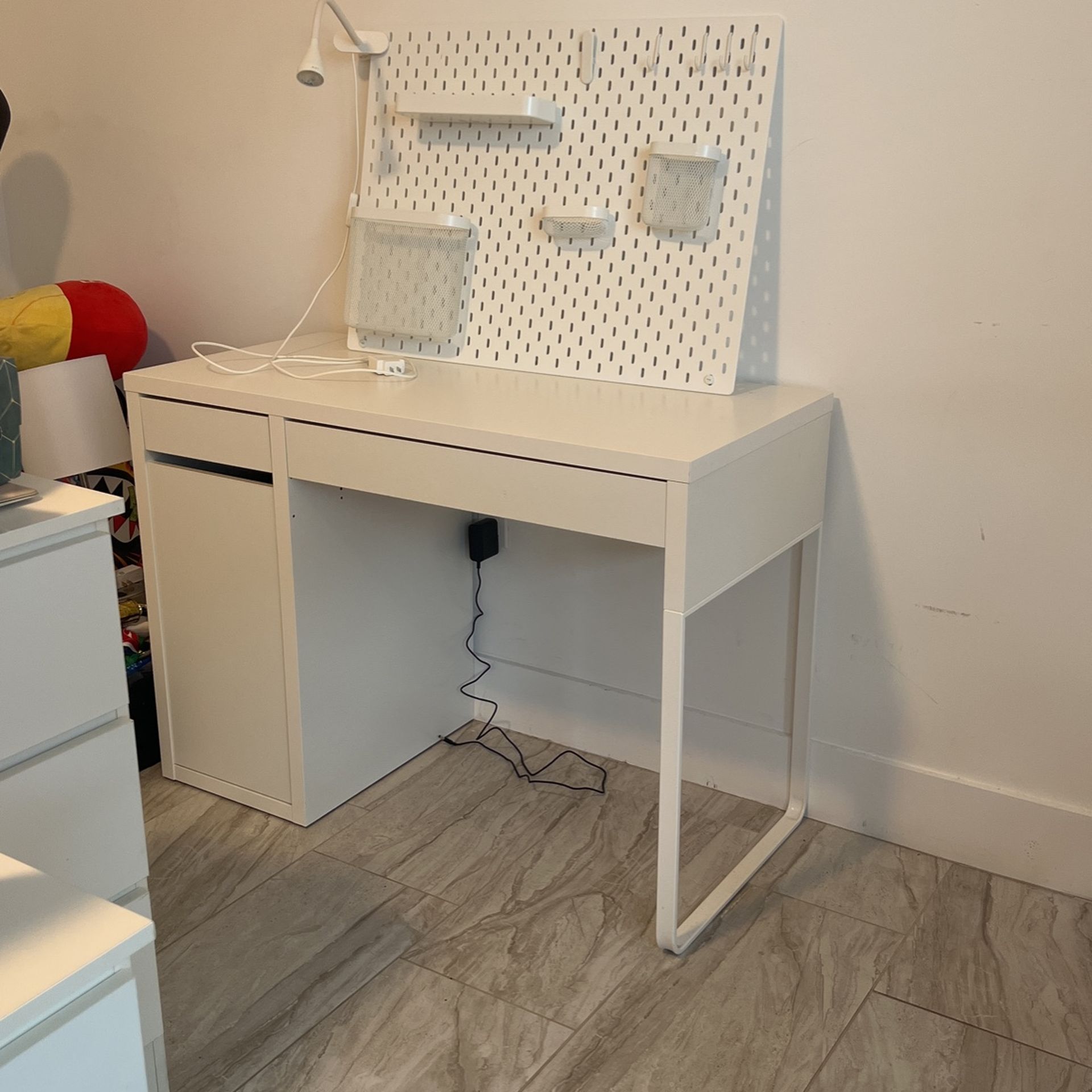 MICKE Desk (white) 41 3/8 x 19 5/8” w/ Pegboard and Attachements