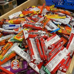 Candy Bars 3 For 1.00