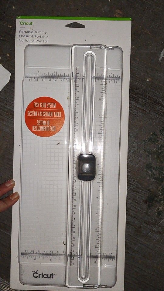 Cricut Portable Trimmer