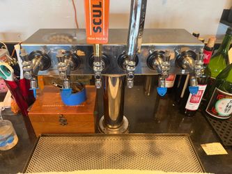 6 taps Draft beer Dispenser