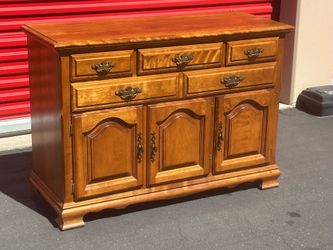 Solidwood buffet