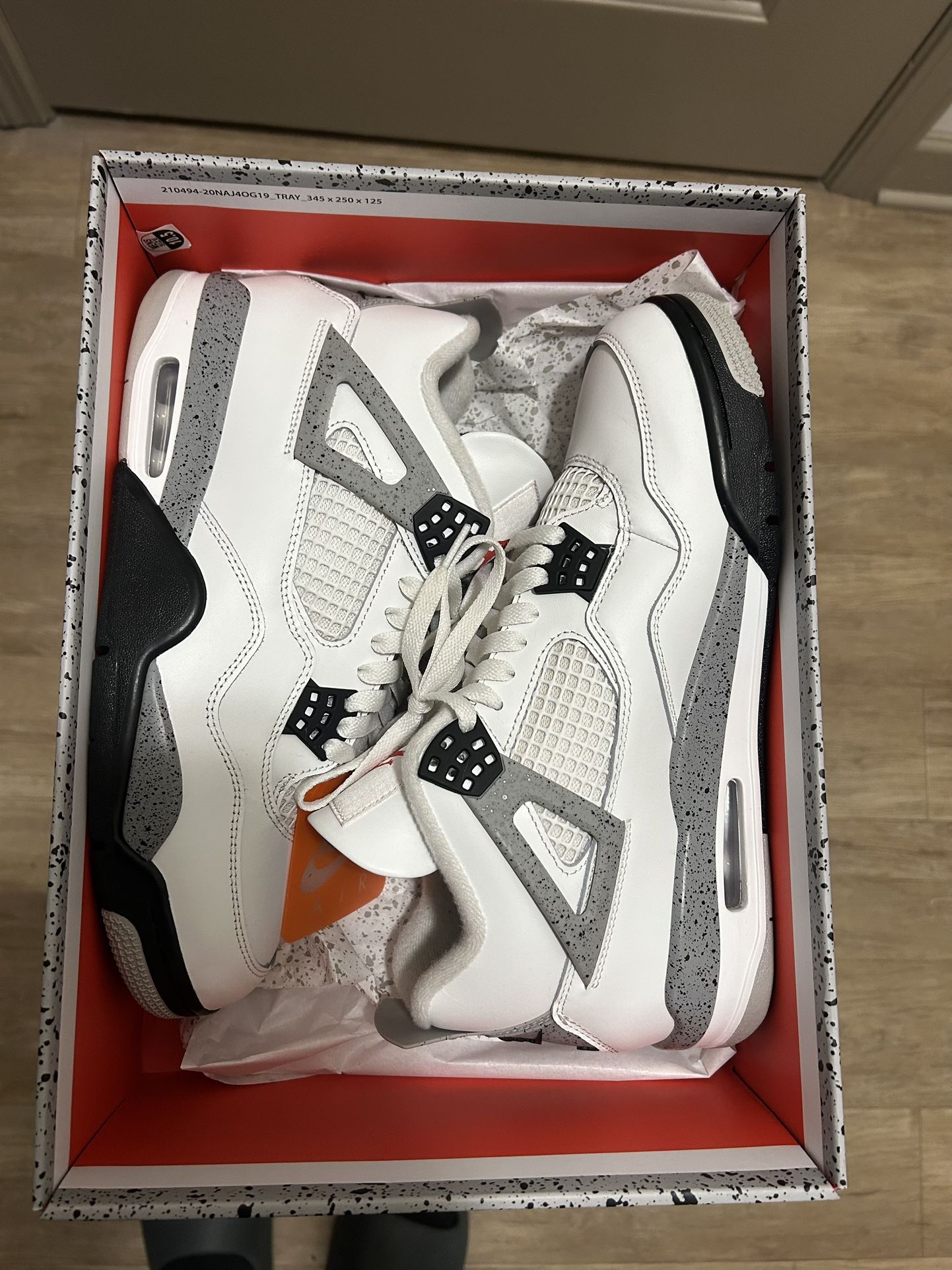 Jordan 4 White Cement