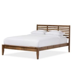Queen Daylan Mid Century Modern Solid Wood Slatted Platform Bed 