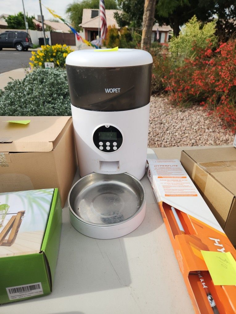 WoPet Automatic Pet Feeder