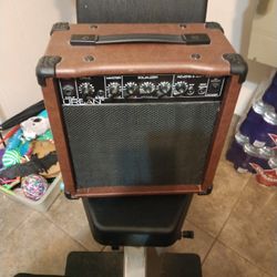 Urban Guitar Amplifier 