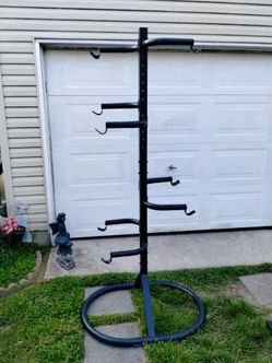 Free Standing Adjustable Bicycle Rack Holds 4 - Bikes