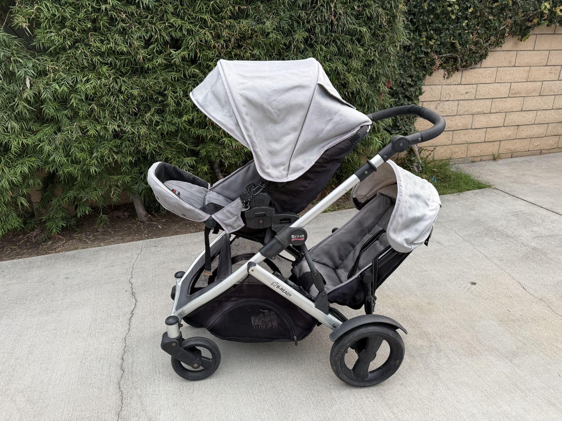 Britain Double Stroller