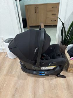 Nuna PIPA Aire RX Infant Car Seat + RELX Base – Excellent Condition