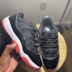 Size 11 - Air Jordan 11 Retro 2025 Low Bred