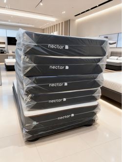 ☎️📲📞call or Tex (213)713-74-89      Nectar Mattress.             Nectar Premier Queen Size  - 13" Memory Foam Mattress     New Mattress in a plastic