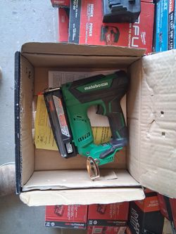 Metabo  Hitachi  23 Gaga Nailer 150