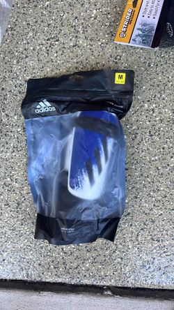 Adidas size M Youth Soccer Shin Guards New