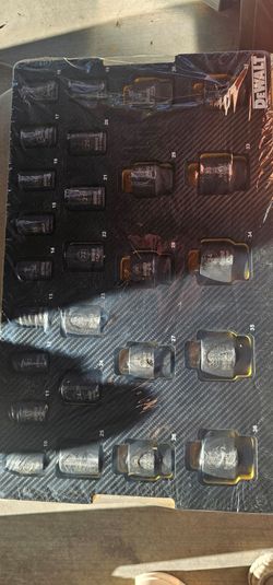 DEWALT DWMT45448 26pc 1/2in dr metric impact sockets