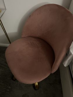 Chair with Wheels Pink and gold