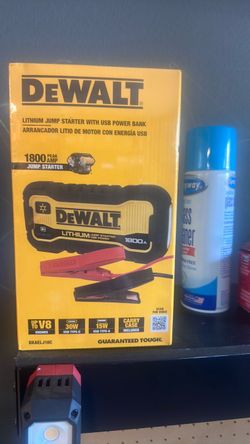 DEWALT 1800A Lithium Jump Starter with USB Power Bank