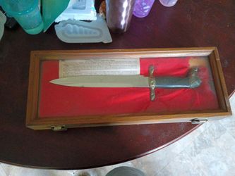 Kershaw original golden bore dagger