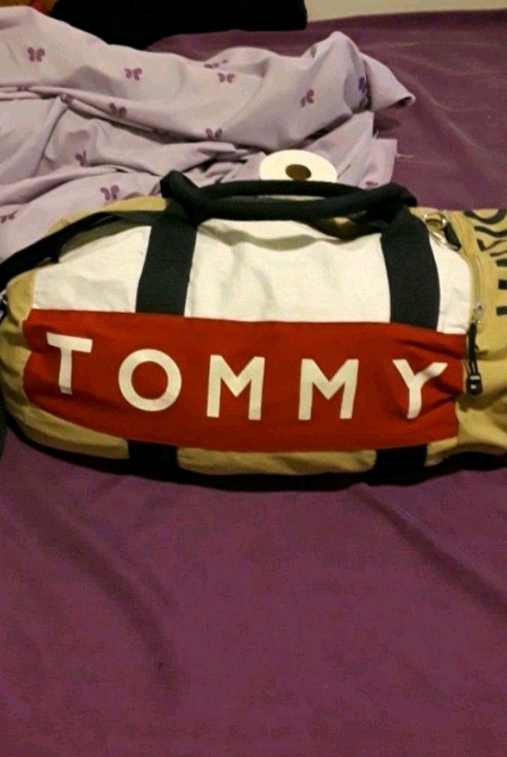Tommy Hilfiger duffle bag backpack red white spell out blue