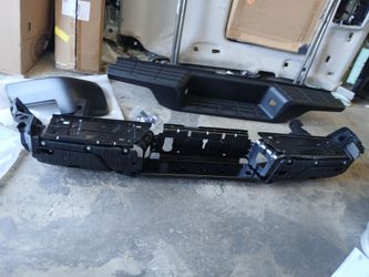 22-26 Nissan Frontier Rear Bumper Cover W/o Park Assist