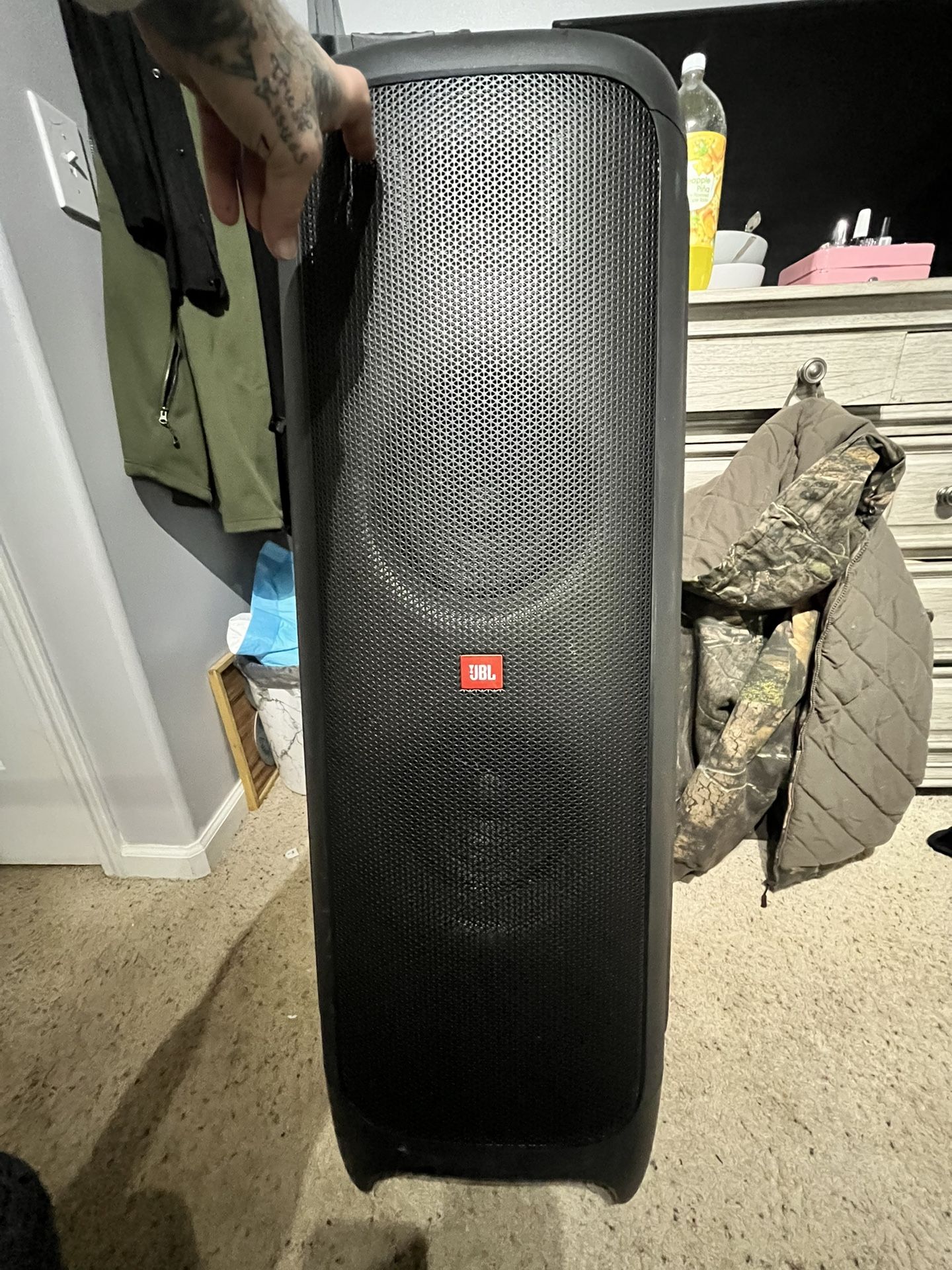 JBL 1100W Party box