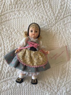 Madame Alexander storyland Goldilocks Doll