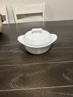 Pampered Chef Brie Baker and Tortilla Warmer