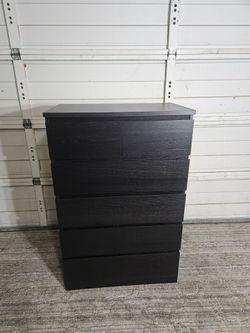6-Drawer Dresser looks like a New 31.5"×19"×48.5"