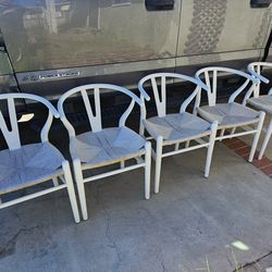 5 Hans Wagner wishbone Chairs Knockoffs PAINTED! Needs work!