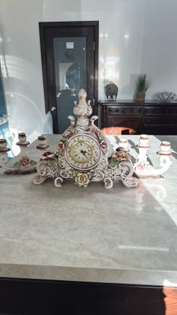 Clock n candle holders
