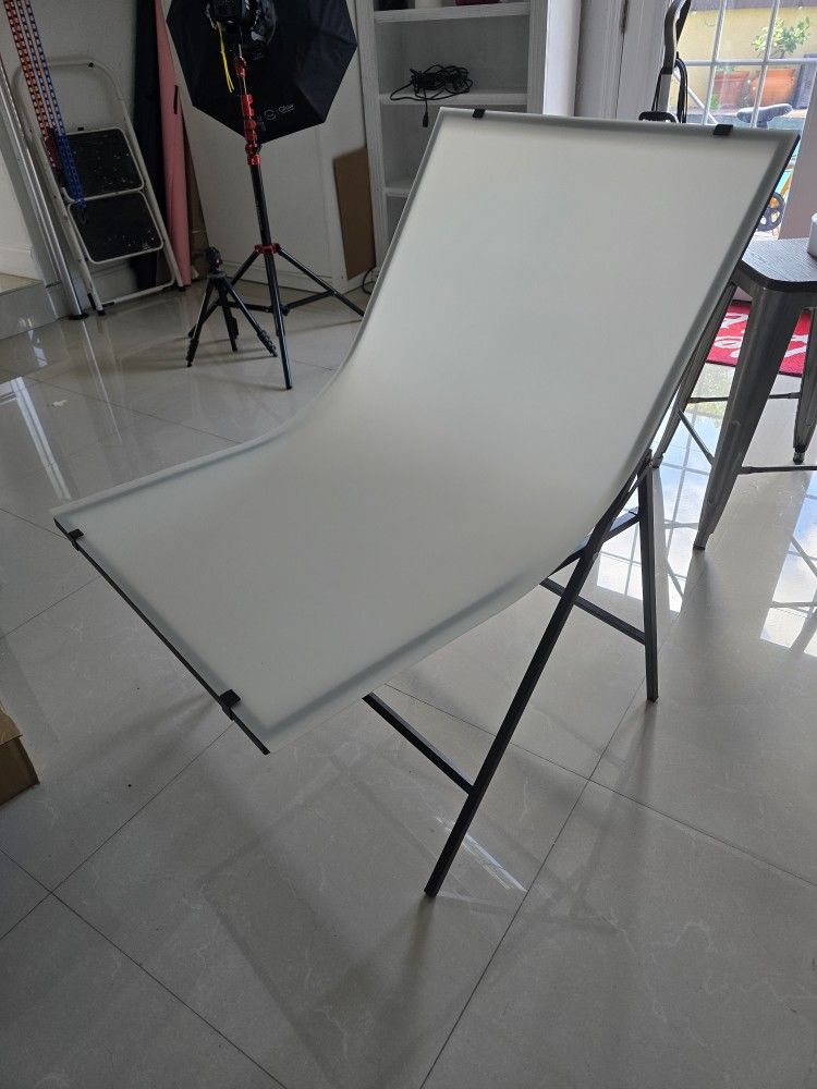 Plexiglass Folding Table For Product Photography 