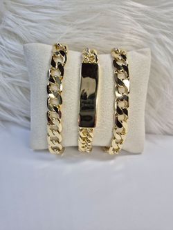 Men's Bracelets 14K Gold plated high quality jewelry hypoallergenic waterproof non tarnish excellent quality 65$ Each