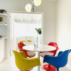 Mid Century Modern 1960s Tulip Swivel Armchairs & Table, Style Of Knoll Eero Saarinen Dining 