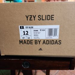 Yeeze Slide Adult