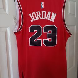 Jordan Bulls Jersey 