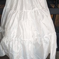 Crinolina / Crinoline