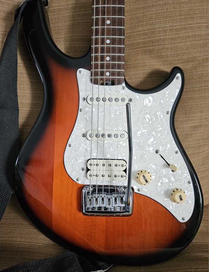 Peavey Predator Plus Electric Guitar