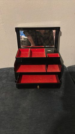 Music Box Jewlery Box