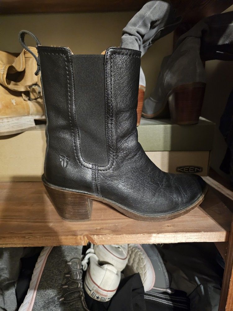 Frye Sabrina Chelsea Women's Boots