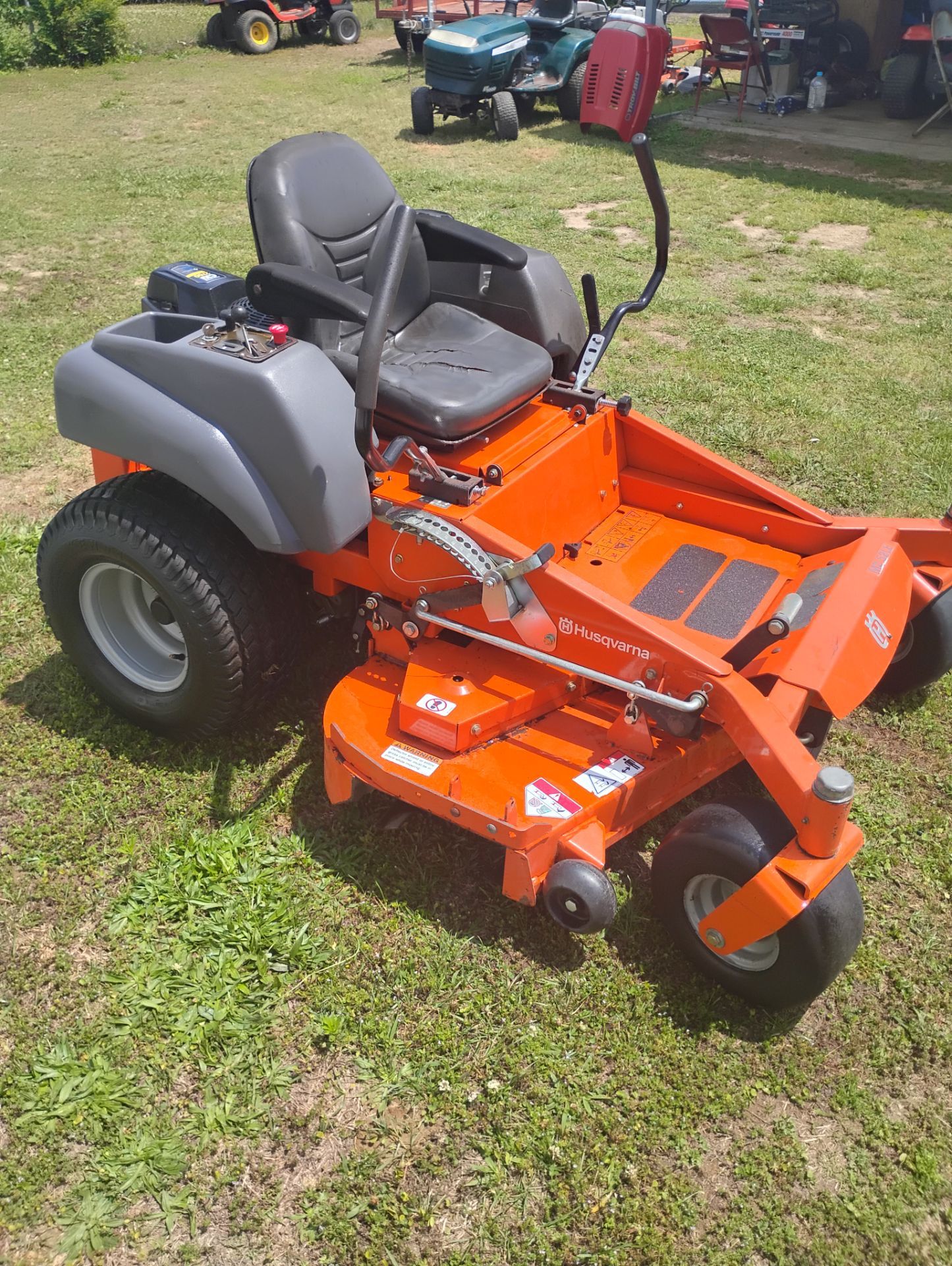 Husqvarna MZ 52LE zero turn