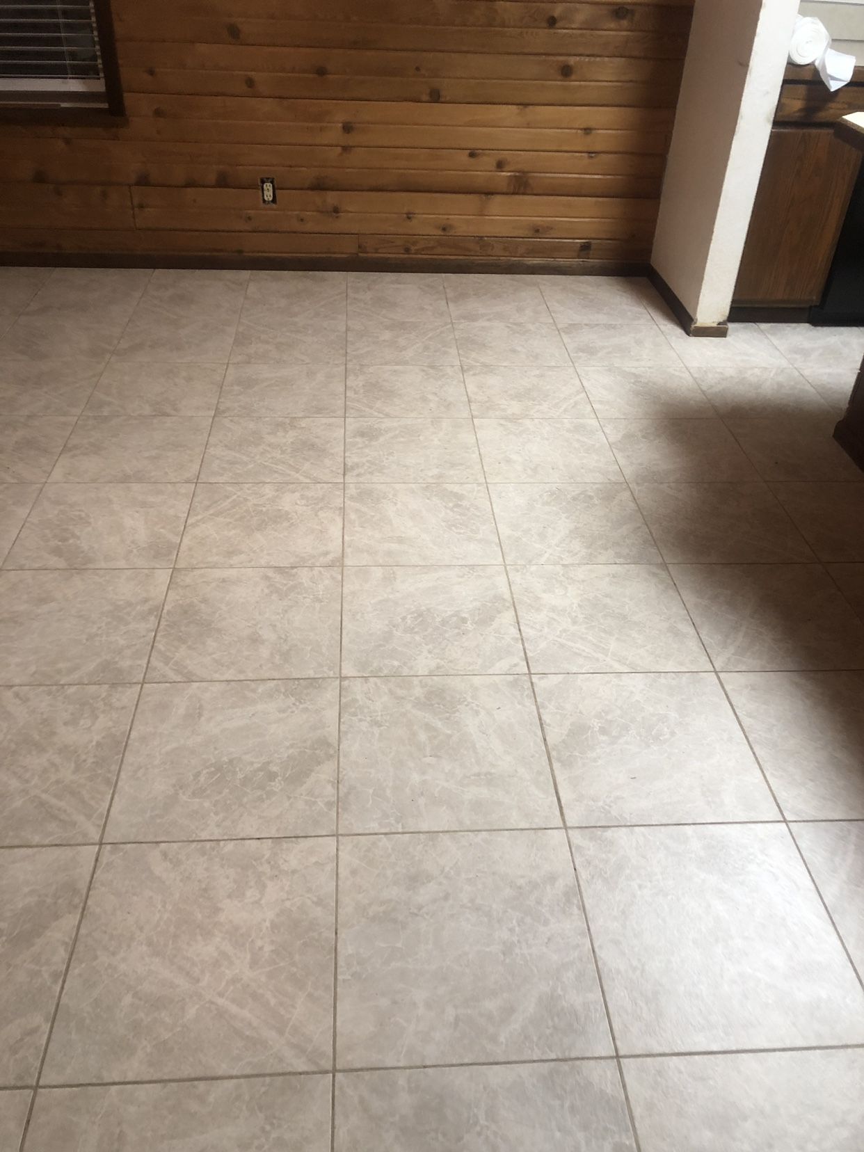Congnoleum Tiles LVP WATERPROOF Flooring Looks Like Real Tile for Sale in Puyallup, WA OfferUp