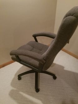 Comfy computer chair