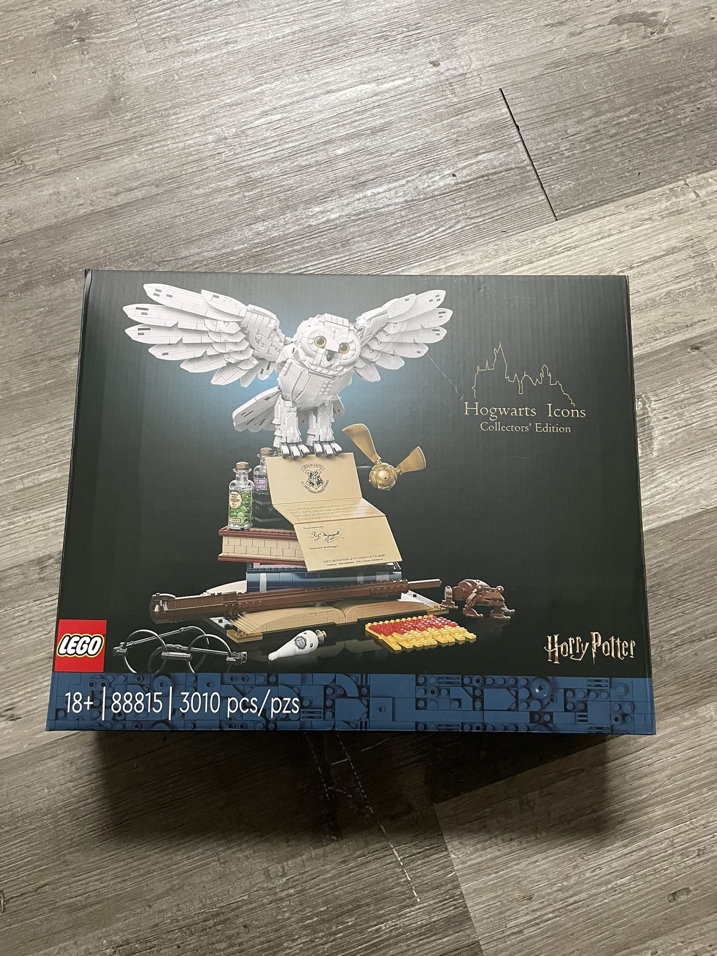 LEGO Harry Potter Hogwarts Icons Collectors’ Edition 76391 – 3010 Pieces – New & Sealed