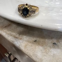 Blue Sapphire Diamond Ring 